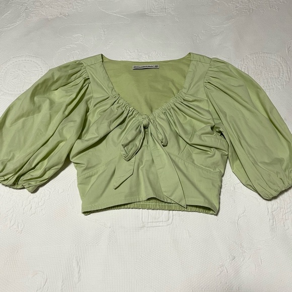 Abercrombie & Fitch Tops - Abercrombie & Fitch | Cinch-Front Puff Sleeve Poplin Top